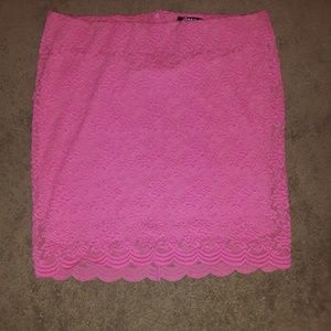 Pink flowery Torrid  skirt
